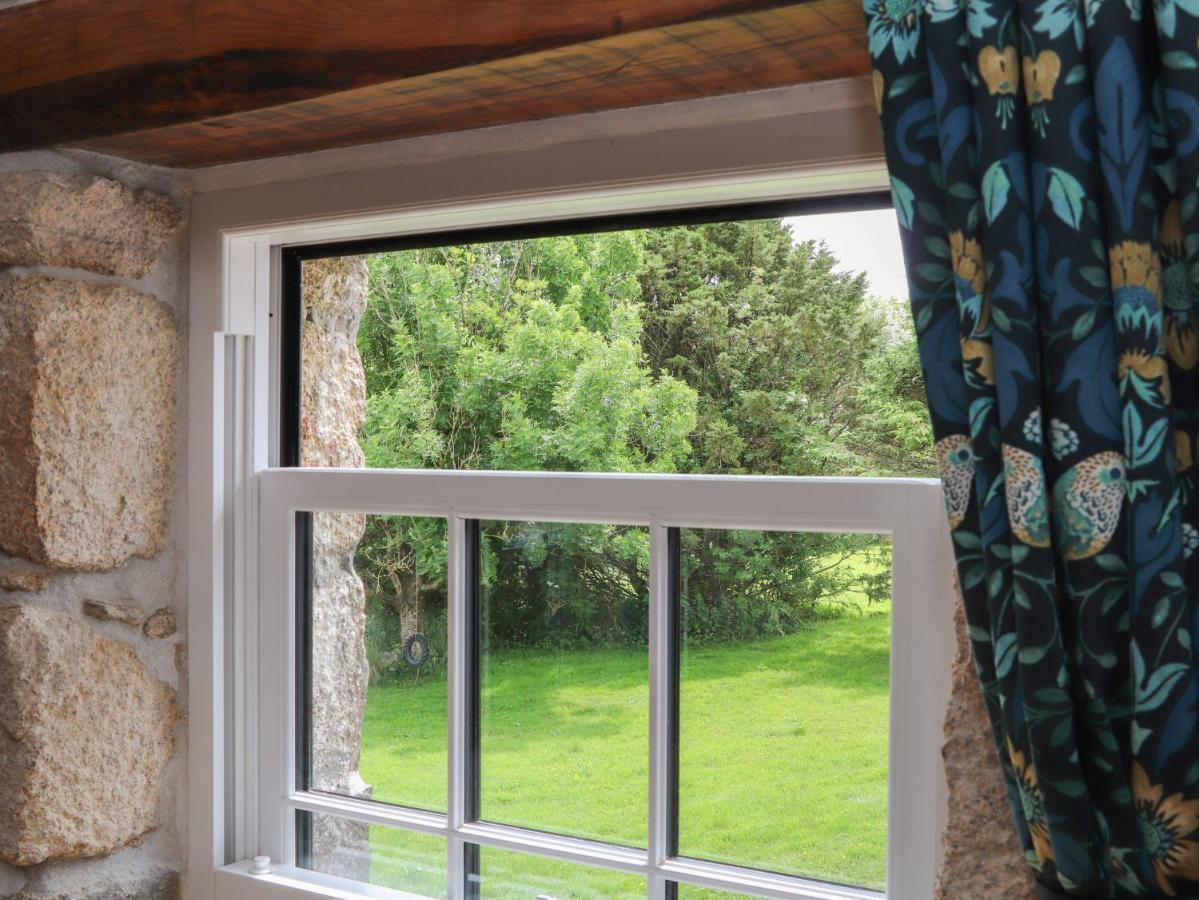The Hayloft Villa Хелстън Екстериор снимка
